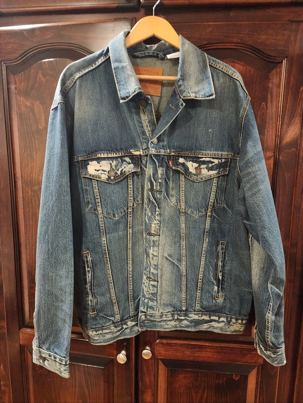 Levi's XXL Distressed Blue Denim Jacket - Men's